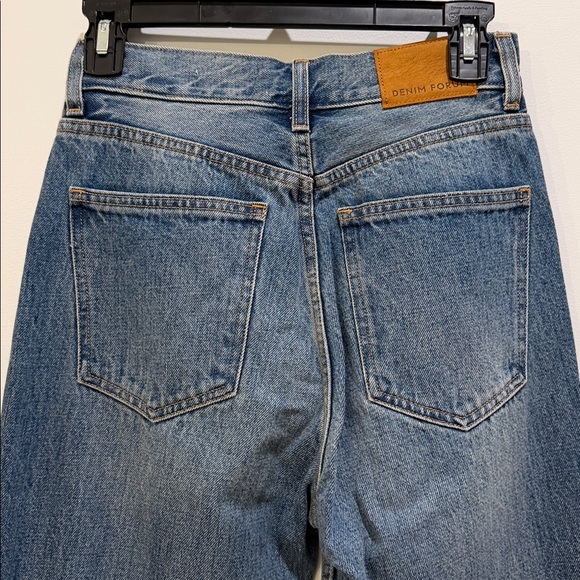 Denim Forum The Marlene 60’s High Flare Jeans in Classic Blue, Sz 25/30L - Picture 7 of 12